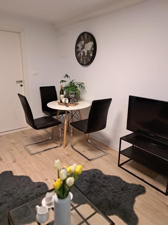 Apartament Studio Apartman Maris Zadar Zewnętrze zdjęcie