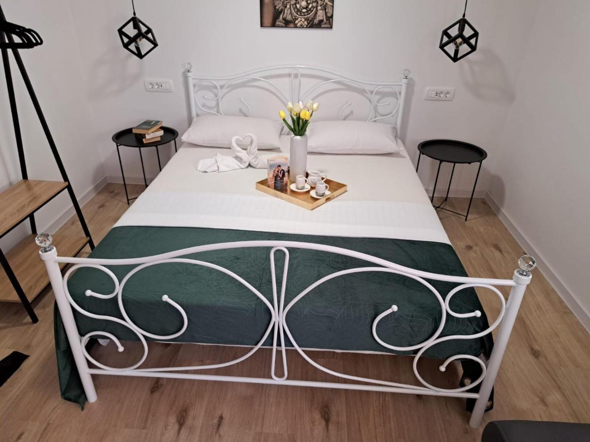 Apartament Studio Apartman Maris Zadar Zewnętrze zdjęcie